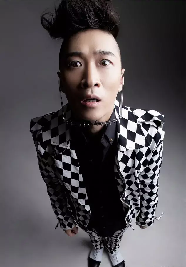 同为开心麻花元老，一个成喜剧之王接班人，一个却成烂片专业户