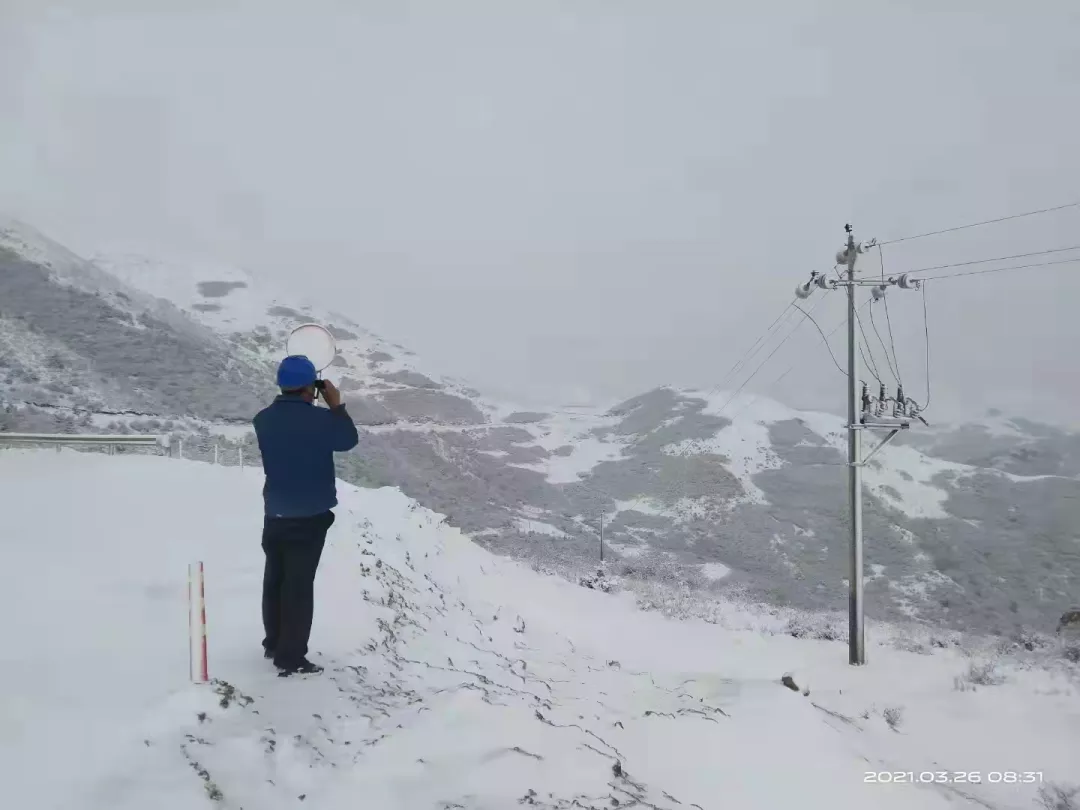 国网临潭县公司：雪后特巡确保电网安全稳定运行