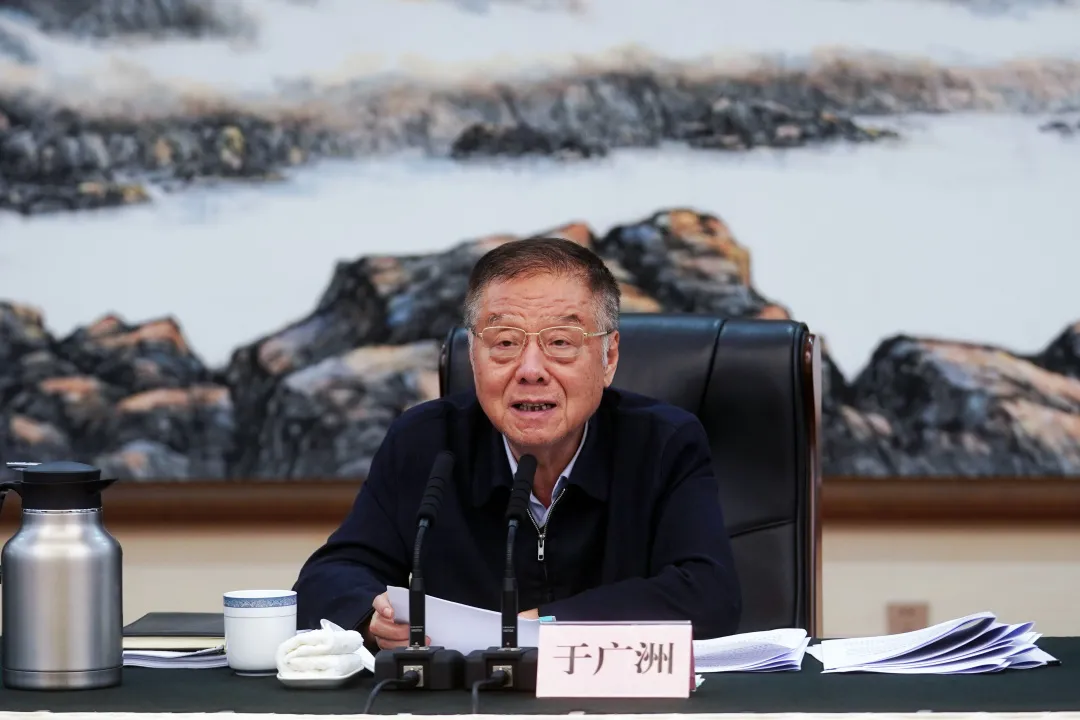 10月26日至28日,全国政法队伍教育整顿中央第十三督导组组长于广洲,副