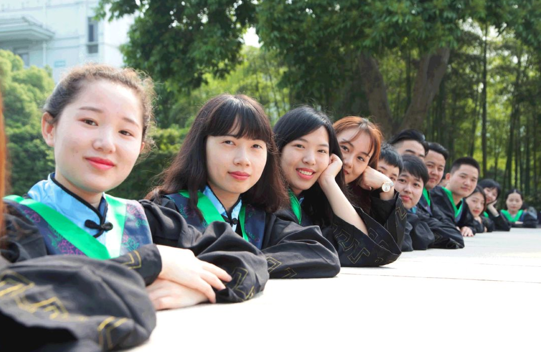 大学宿舍里也有“潜规则”，最好提前了解，避免被室友们孤立