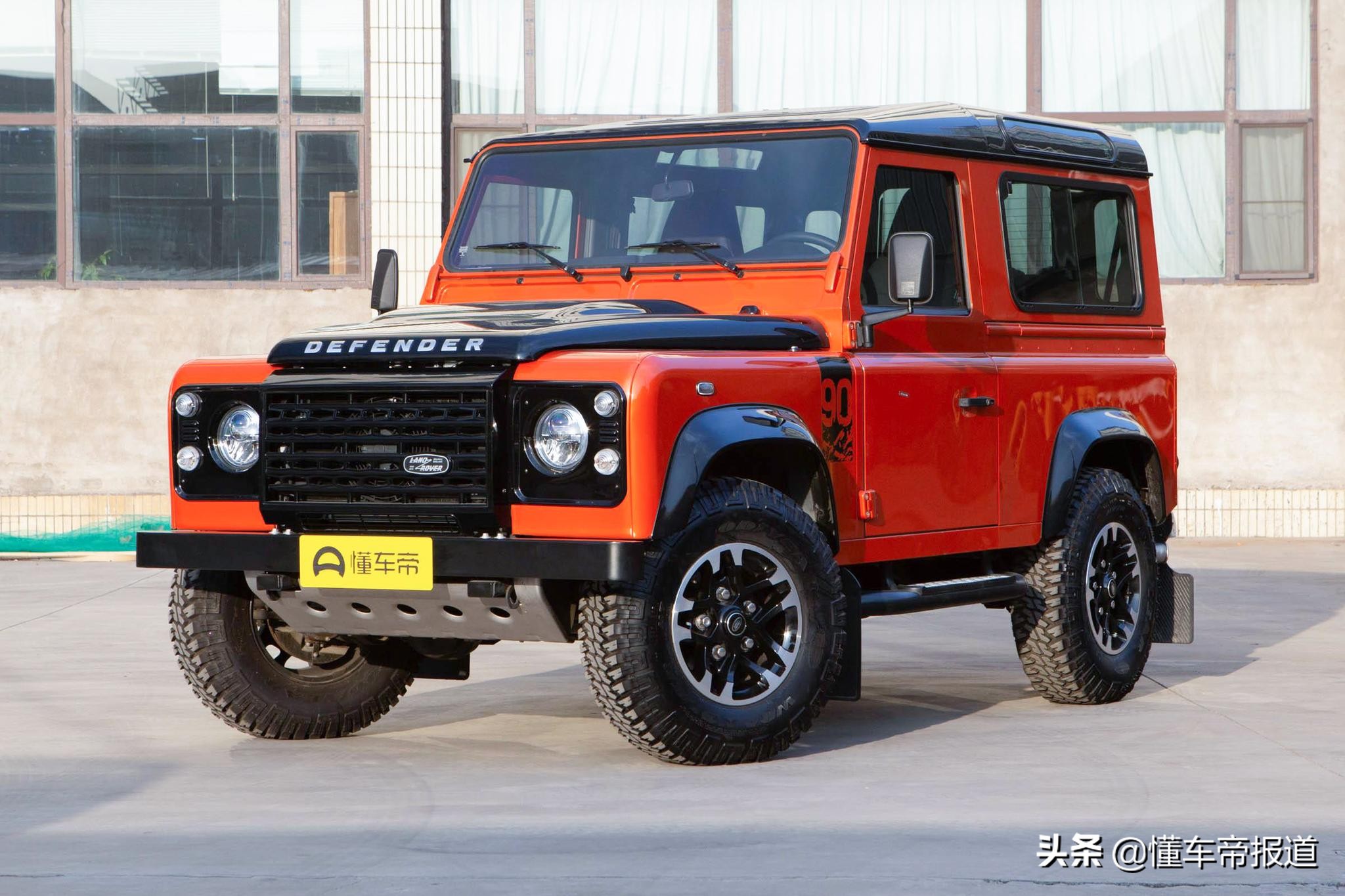 新车 </p><p>　　 瞄准G 63？超600马力，路虎卫士SVR配宝马4.4T V8动力欲封神