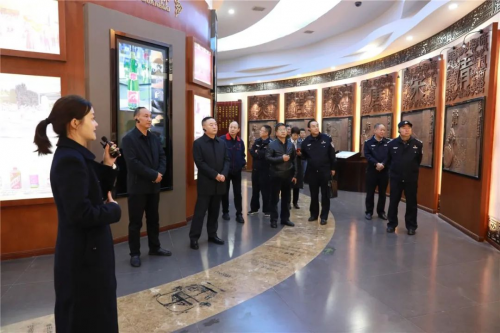 陕西省食品安全执法工作督导调研组莅临西凤股份公司开展调研活动