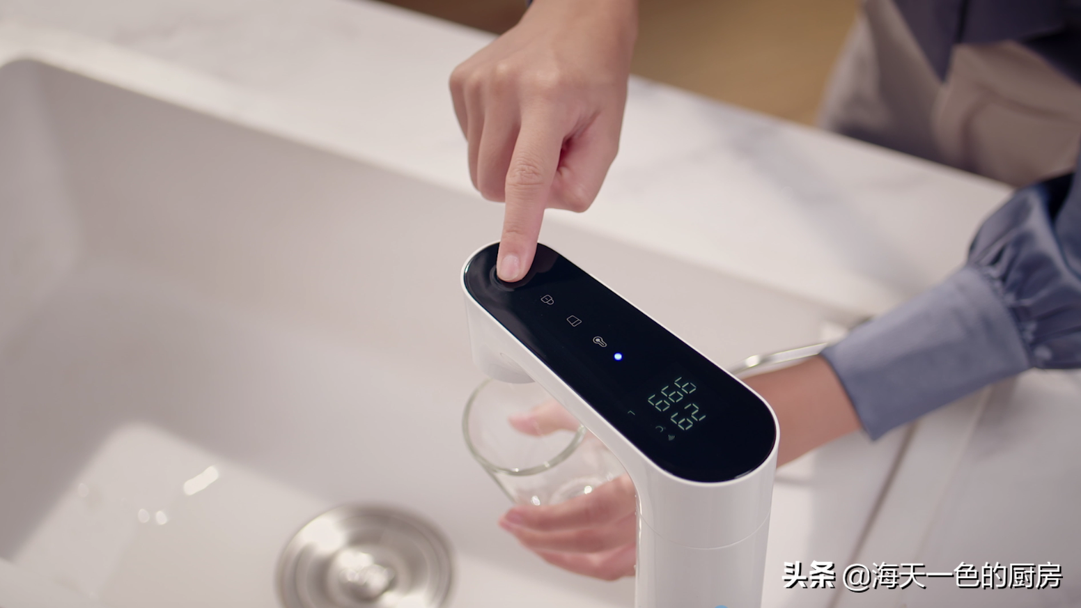 弟弟新婚，我给新人准备了特别的礼物，弟媳夸赞这个礼物真暖心