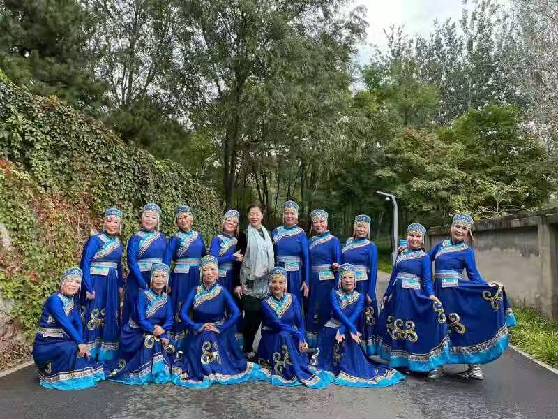 菩萨蛮·贺北京广场舞蹈总决赛