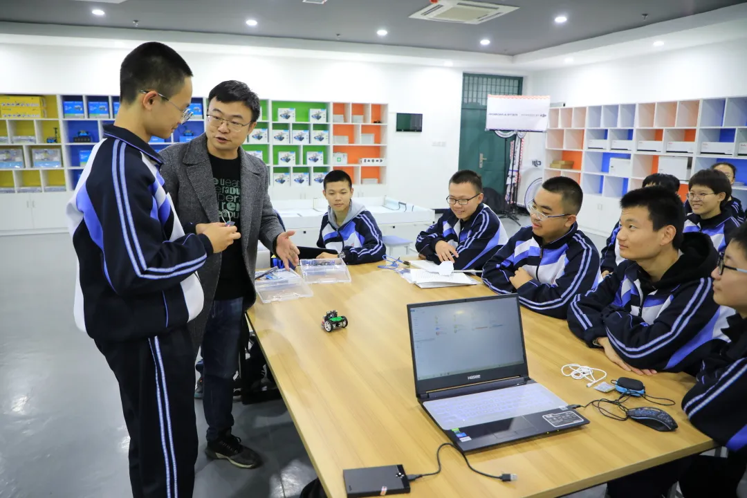 咸陽彩虹中學(xué)第二課堂社團(tuán)活動精彩紛呈(圖6)