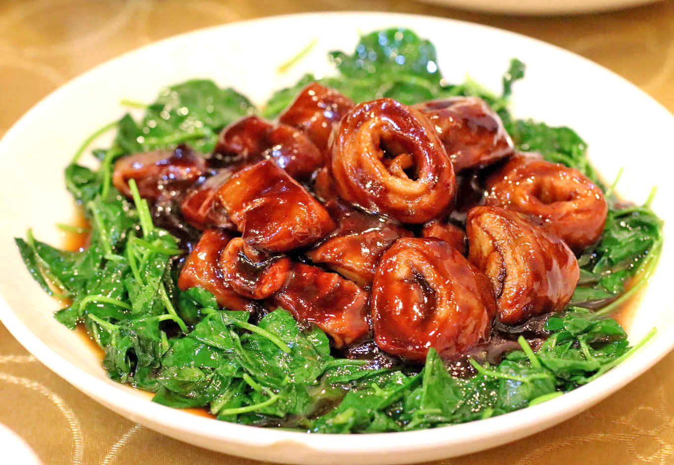 上海最出名的12道名菜,浓油赤酱,醇厚鲜美,有机会一定吃个遍