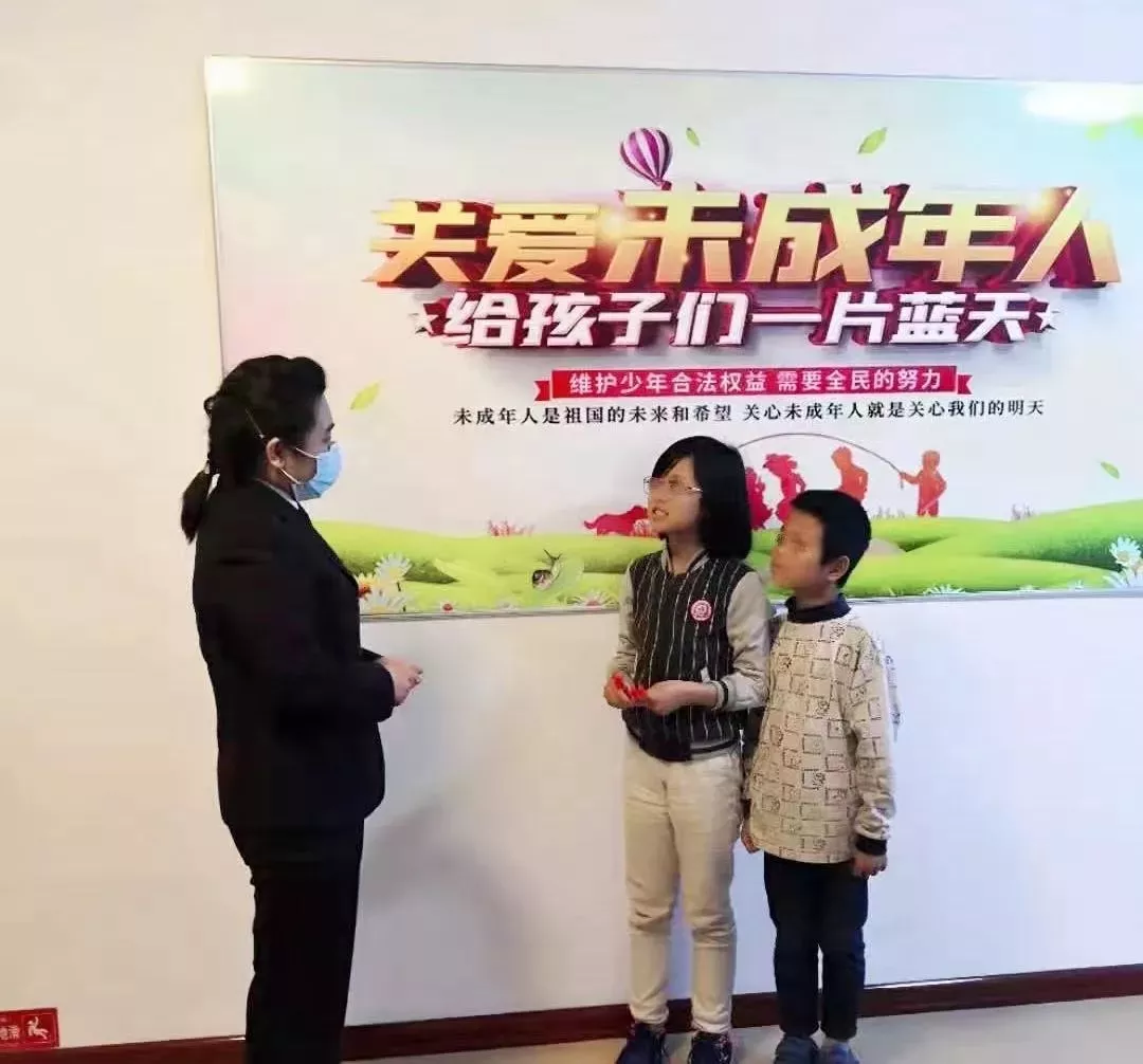 【讷检动态】“隔空传递爱”——讷河市人民检察院回访“事实孤儿”