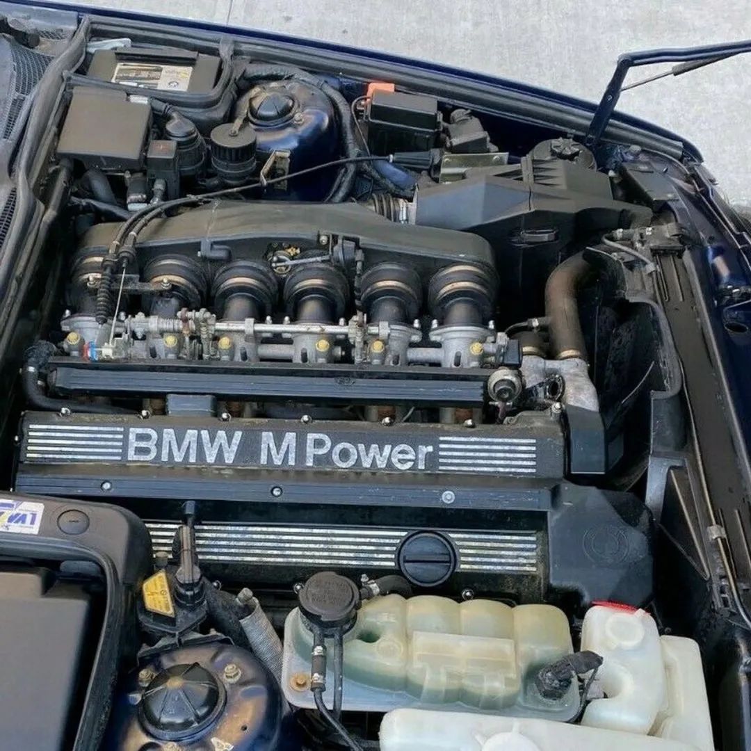 最值得收藏BMW车型之一，E34 M5依旧精神十足