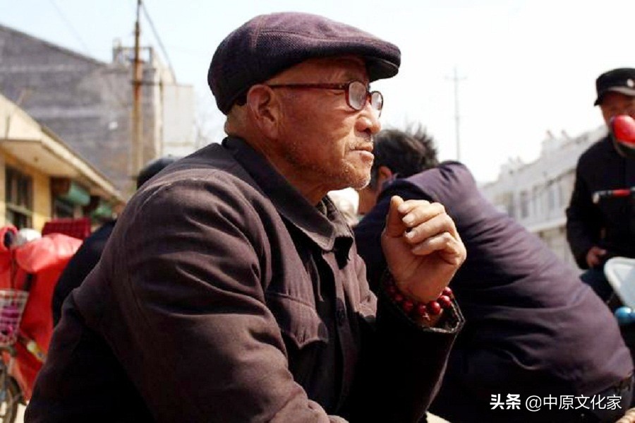 俗话说“秃犟麻子刁，鹰鼻鹞眼莫相交”，老祖宗的识人之术