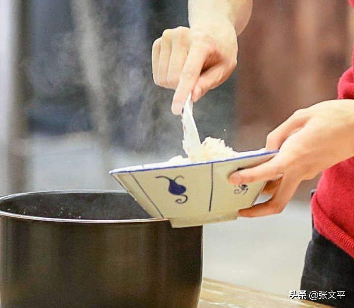 擓，一个身世成谜的方言口语词，却妙趣横生，深为人们喜闻乐道