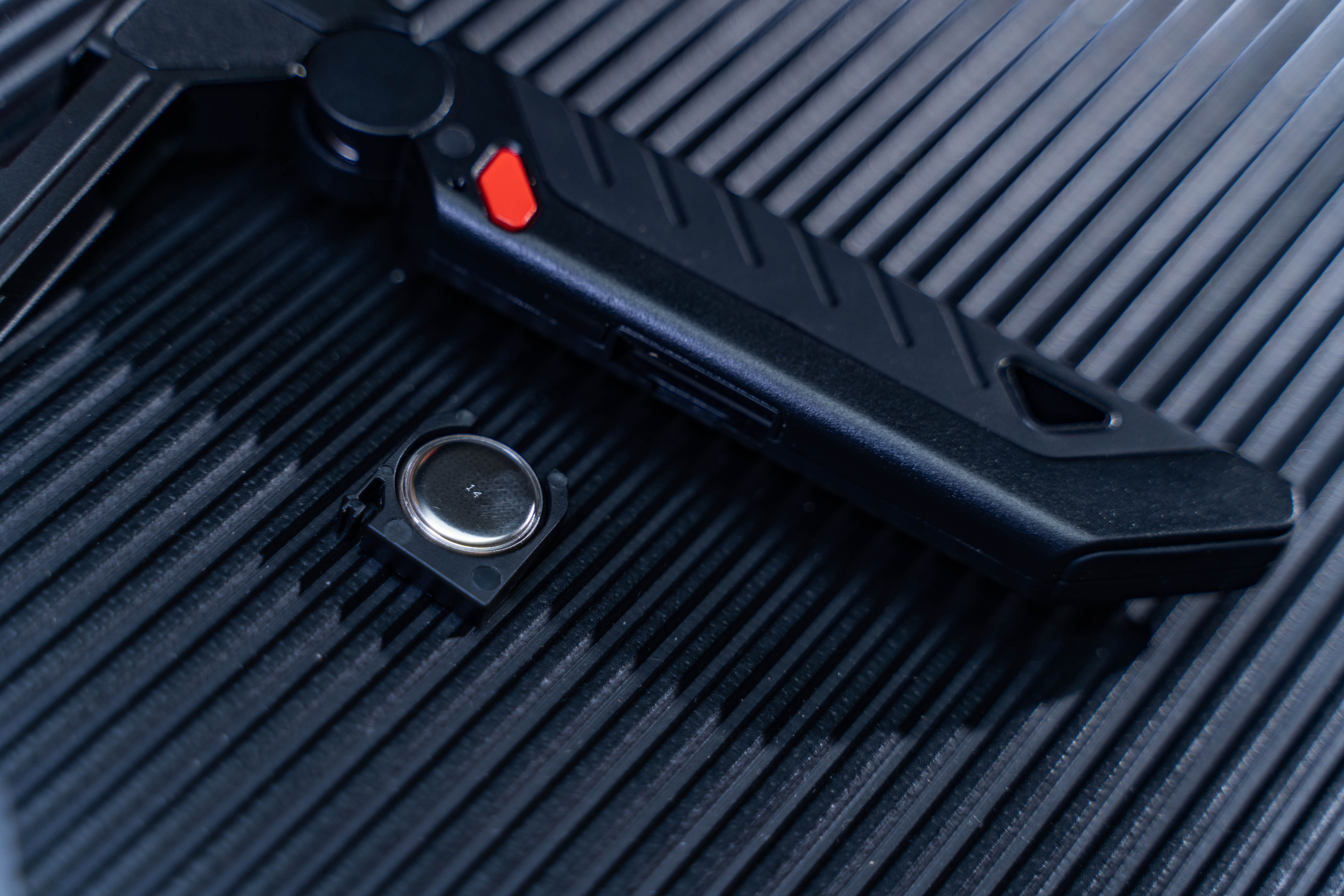 怎么用手机拍出大片？斯莫格手机折叠拓展框为视频创作者助力