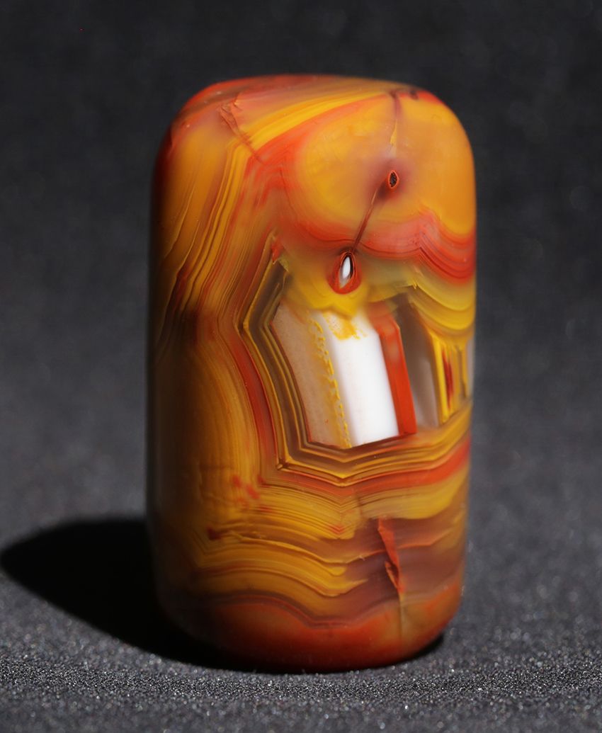 战国红玩特色还是玩精品