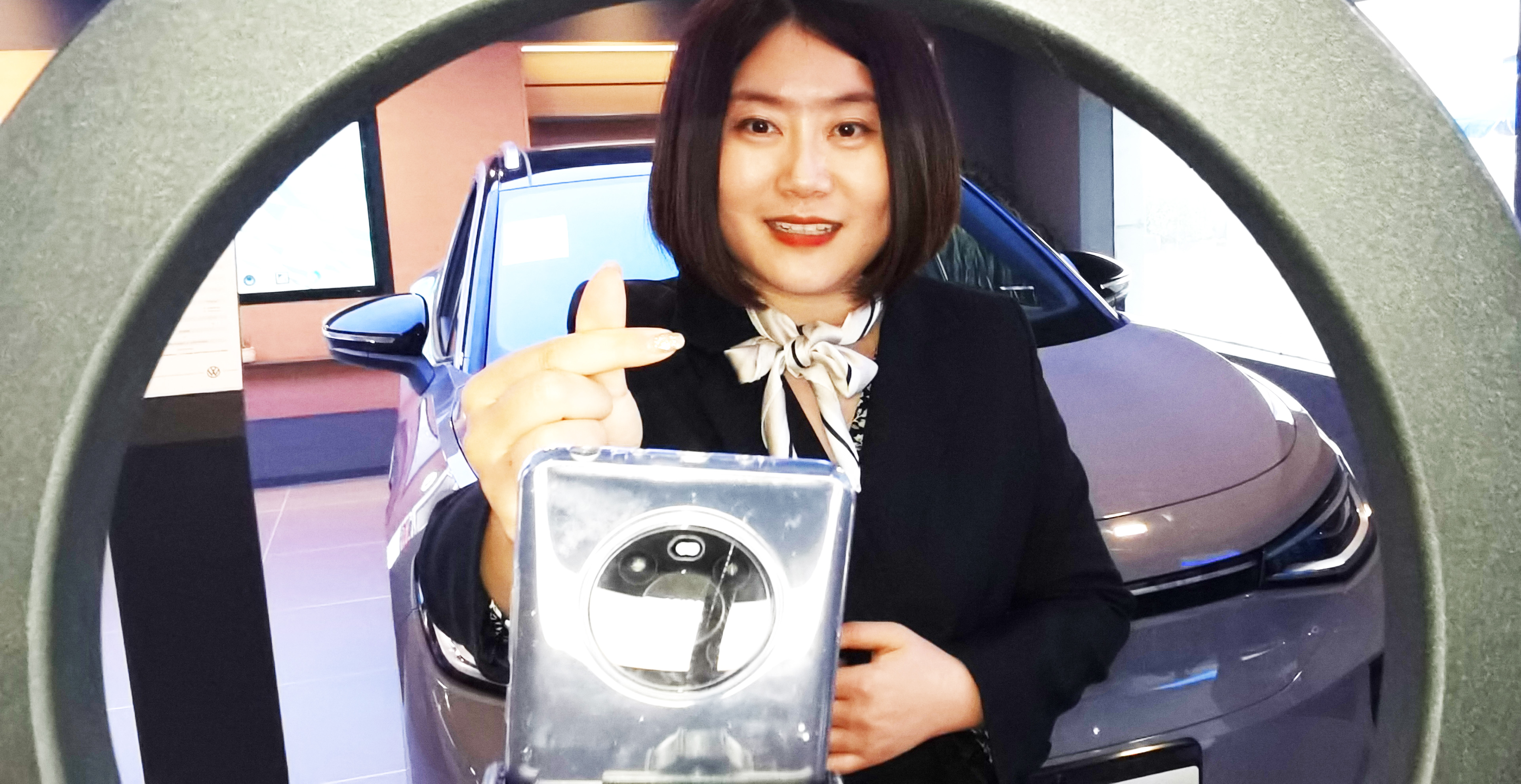 “80后卖车老阿姨”快手直播卖车月销40台