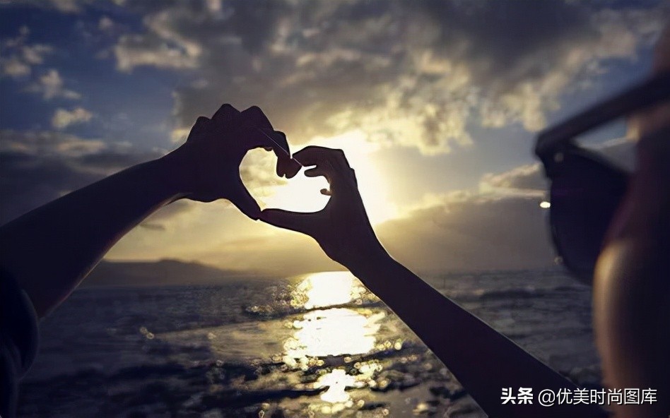 爱如晨曦微露，温柔地照亮彼此的心房