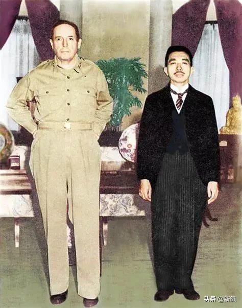从小津到黑泽明,坂本龙一的昭和时代到底有多美?