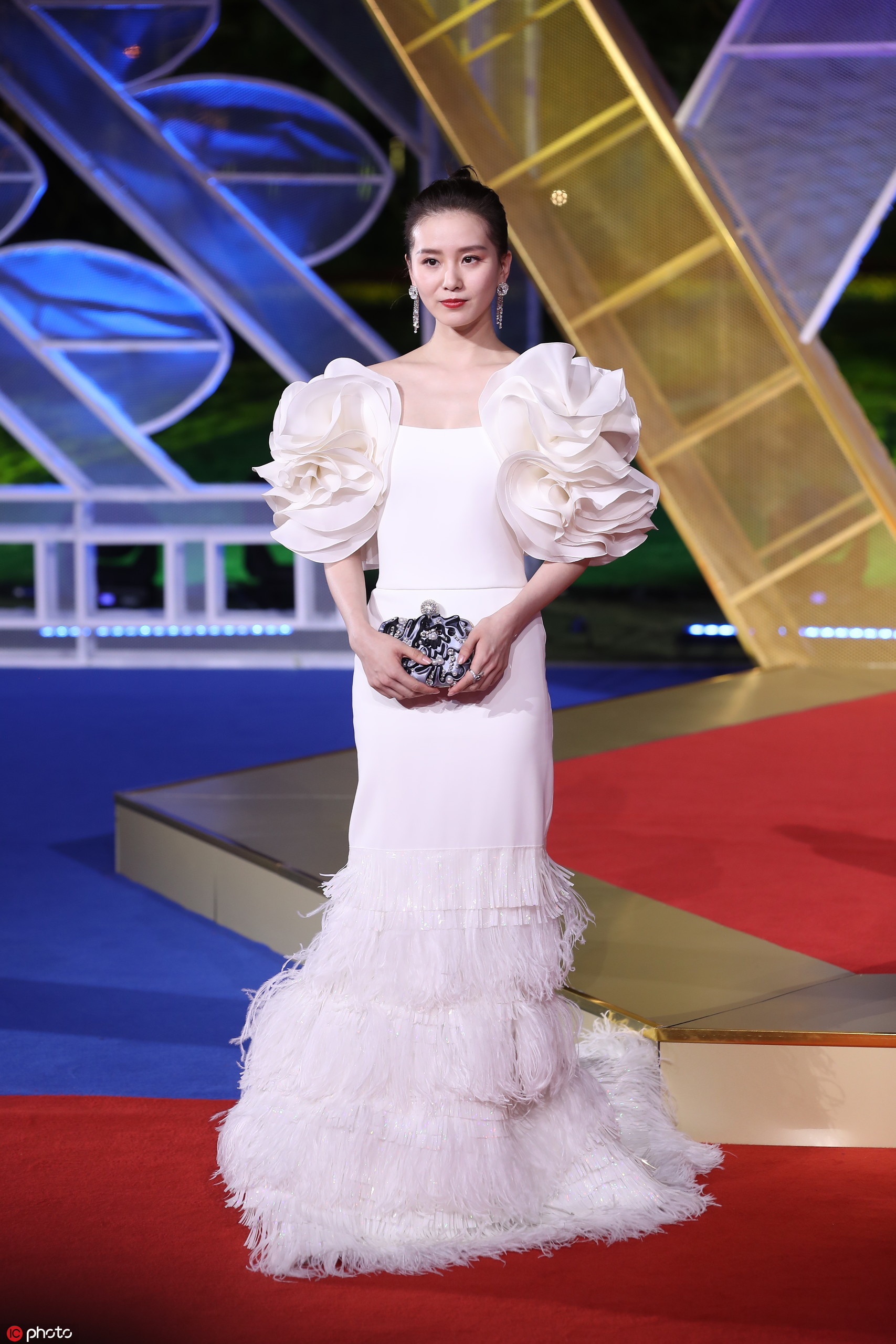 组图:第32届金鸡奖颁奖典礼红毯,赵薇李冰冰杨幂红毯争艳,倪妮帮