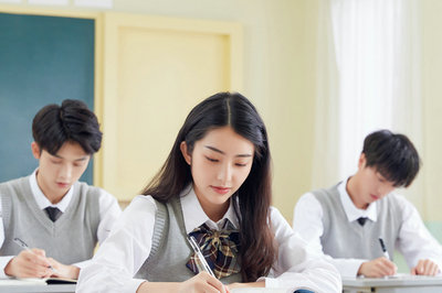 解读：中国人民大学在职研究生考试难度怎么样，考试科目多吗？