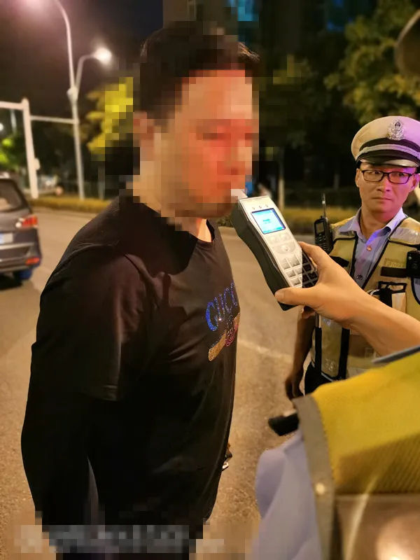 苏L司机别抱侥幸心理！镇江交警开展“零点行动”，严查