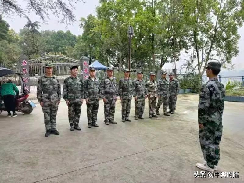 内江市东兴区新江街道召开2021年度民兵应急排开训动员大会