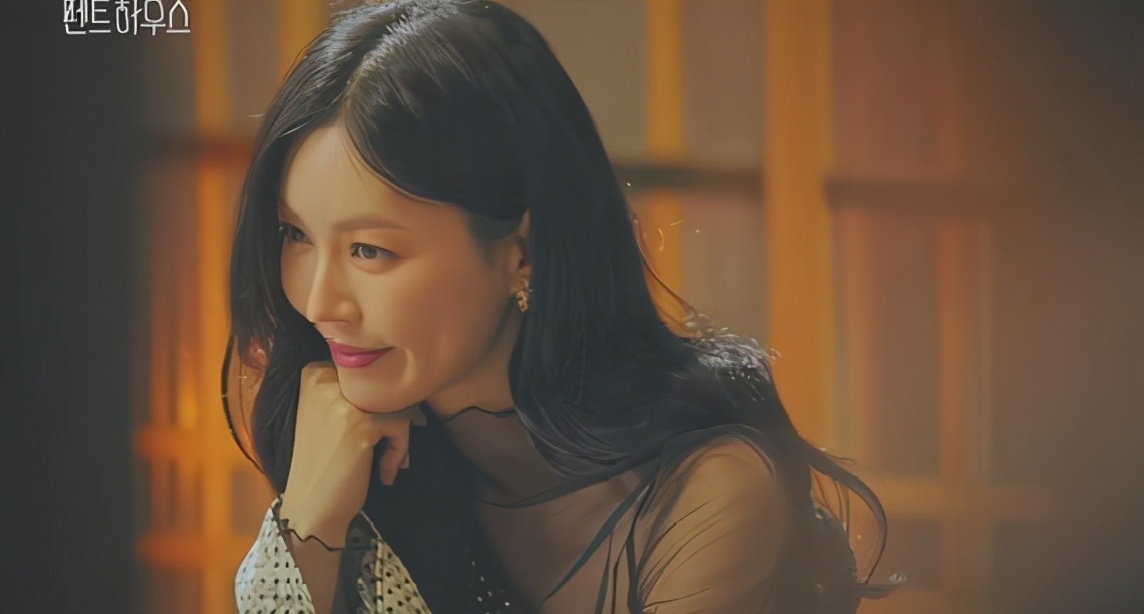 韩剧《顶楼》:一时出轨一时爽的千瑞珍,终会吞下自己种下的恶果