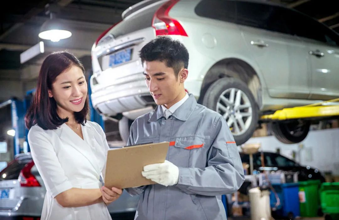 这三个时间段去买车，价格相对便宜，4S店赔本也会把车卖给你