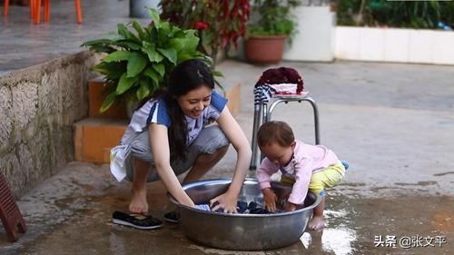 褿，这个字今天基本没人认识了，但这是个常用字，人们每天都在说