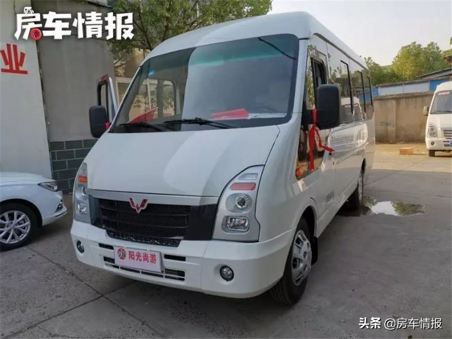 20万出头国六校车底盘房车安全可靠，超大空间3张床，C2本能开