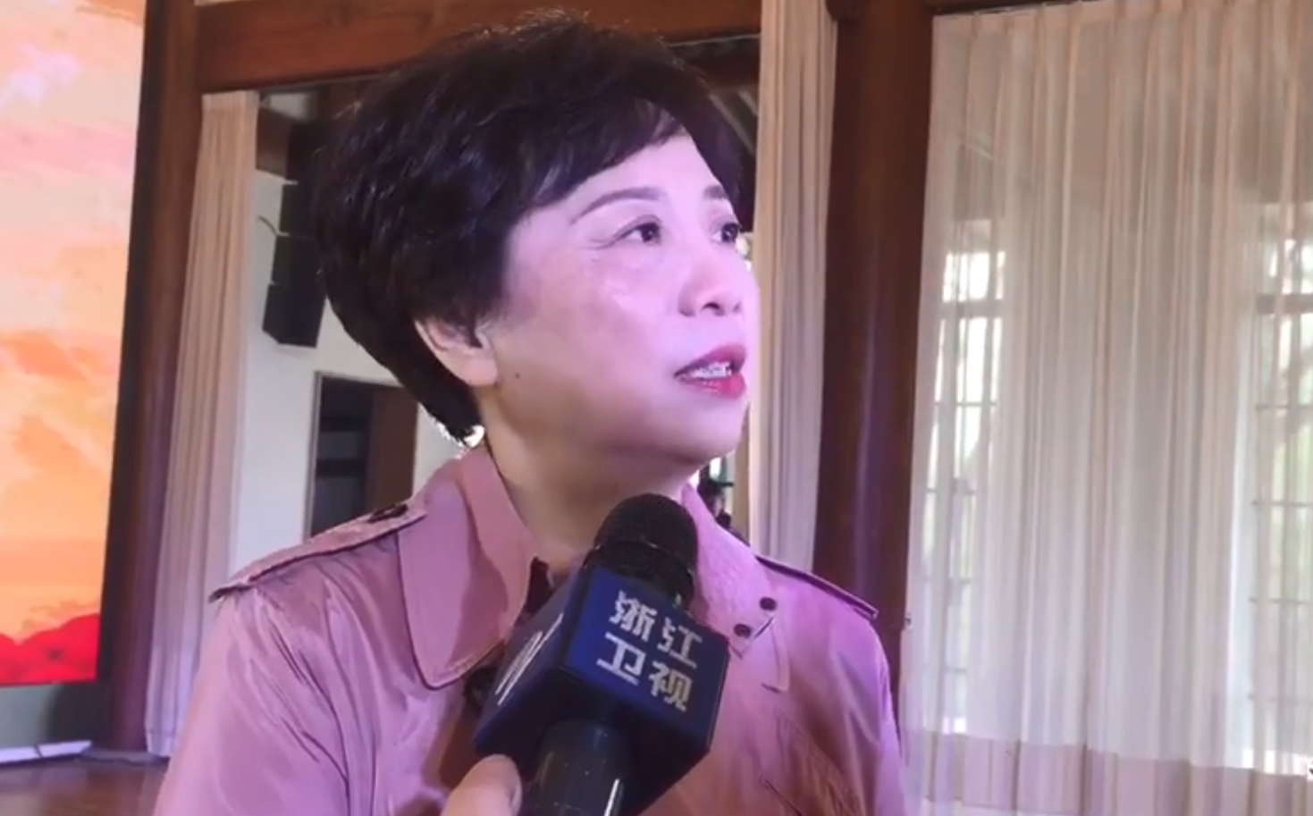 吴小旋：中国第一个女奥运冠军，留学后离开祖国，举家搬迁美国