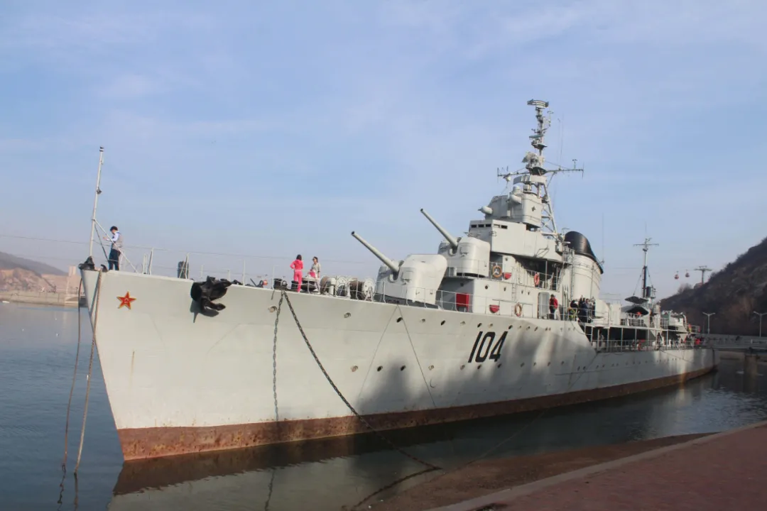 һ��ͼ�������飺�й�055���������˹���ټ�Ѳ�󽢣�˭����ǿ��