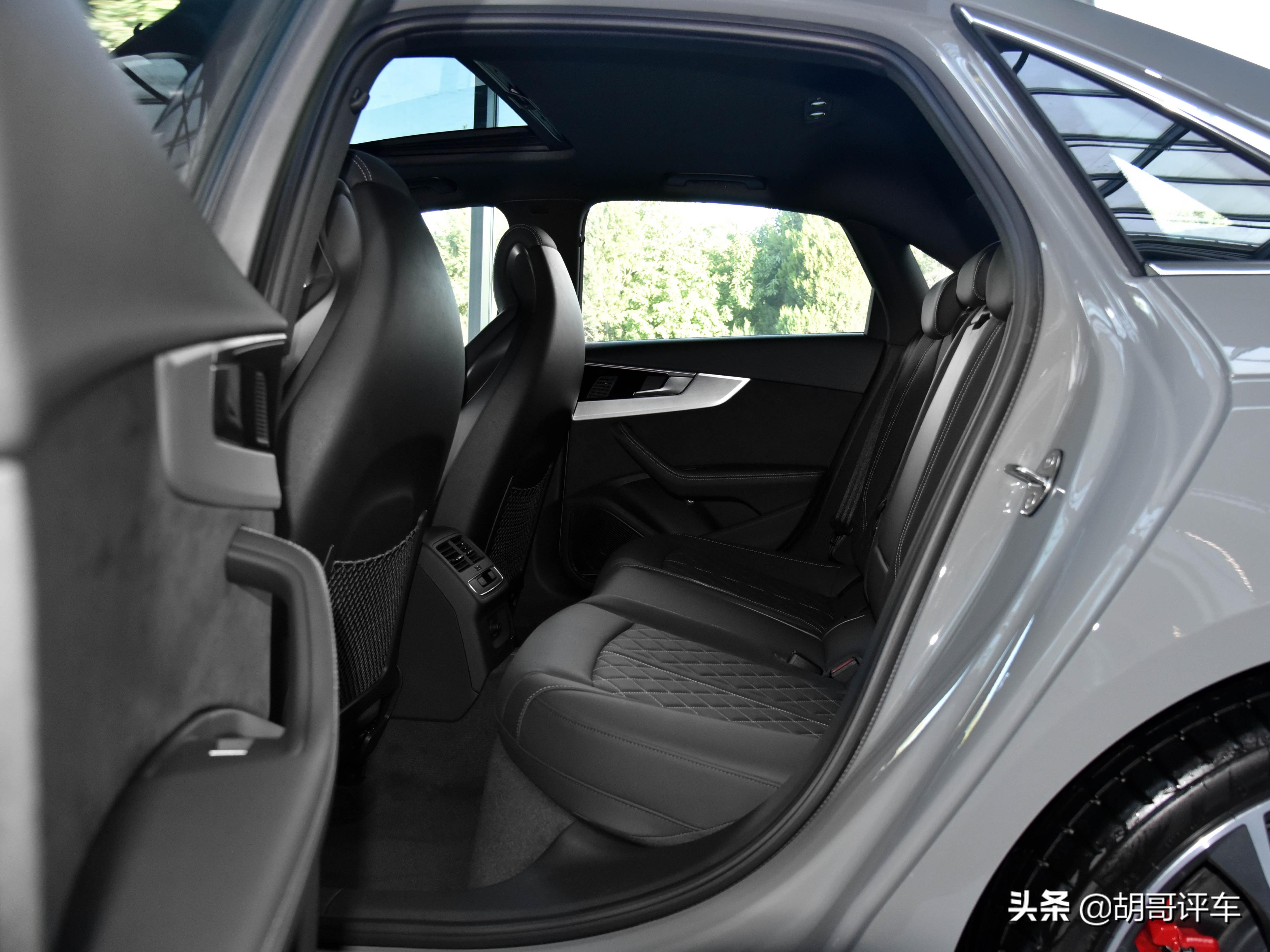 零百4.7s，外观时尚，动力凶猛，轴距超2米8，实拍奥迪S4