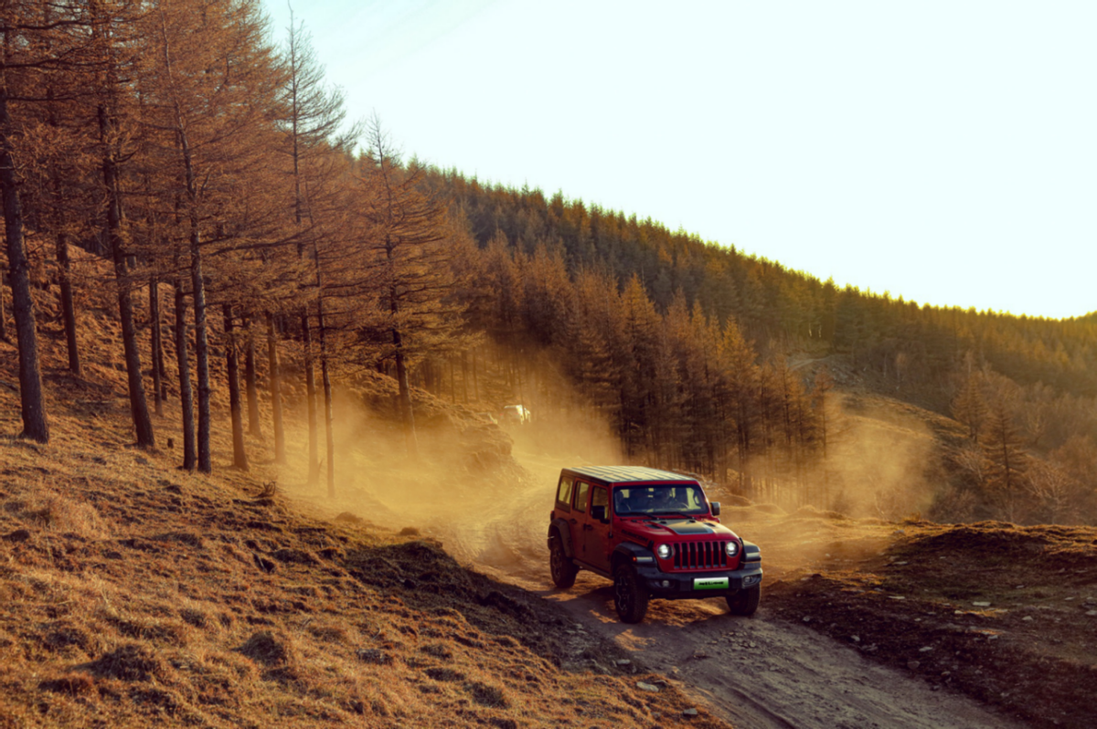 廣汽菲克Jeep?11月金秋盛會，涼風有信 福利無邊