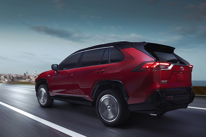 RAV4 Prime价格公布，日本当地约32万起售