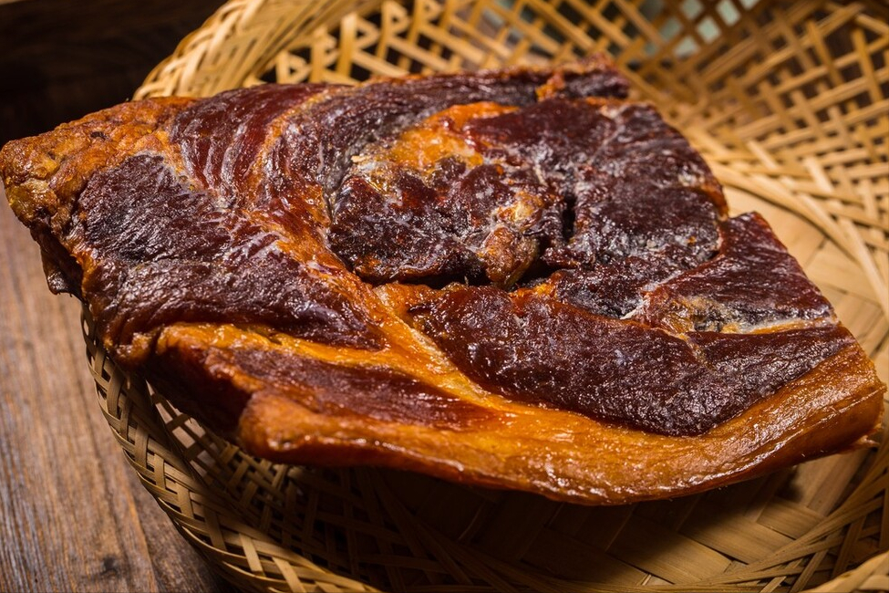 保存腊肉，不要直接放冰箱，多做1步，能存放一年，新鲜不变质