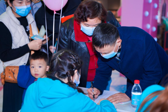 高甜预警，惊喜来袭！喜临门“1122蜜月节”因爱而燃，为爱告白