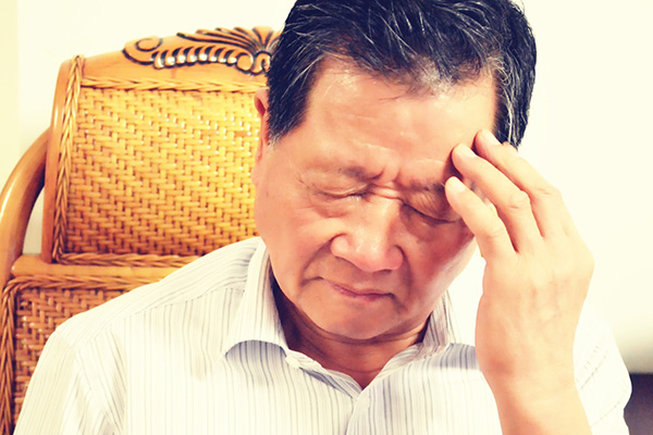 早上起床后第一件事是上厕所，喝水还是刷牙？公布科学的起床步骤