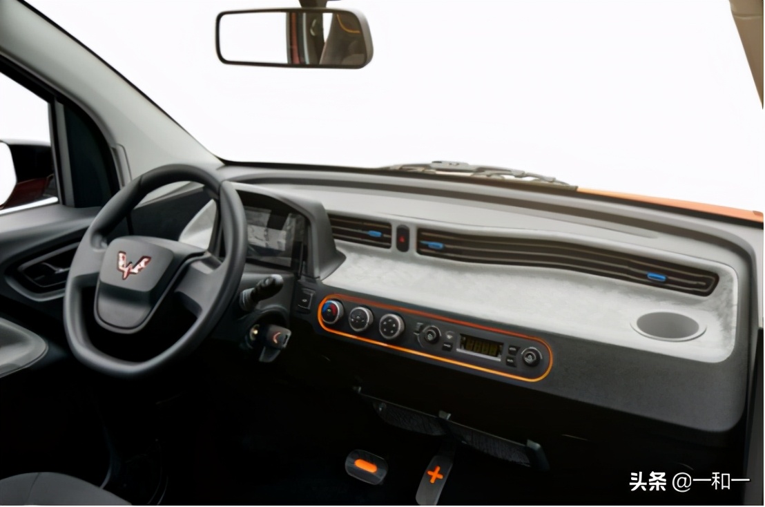 3万块只能买宏光MINI EV？长安入局 低端电动车时代来临