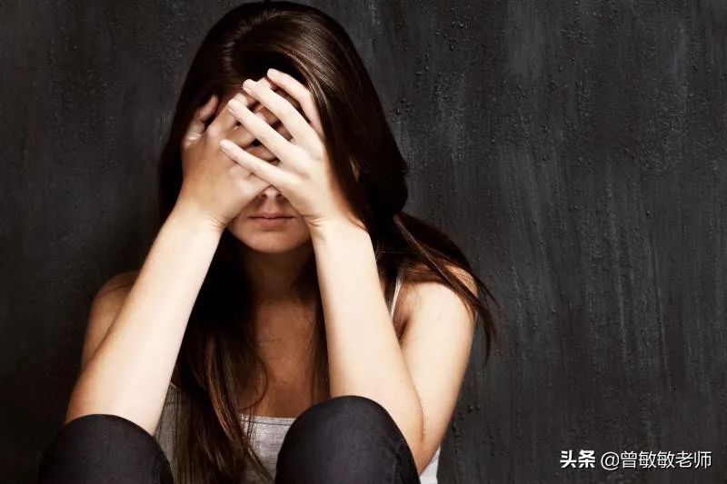 5名大人在丹麦儿童节目全裸，性教育过于真实让全球网友吵翻天