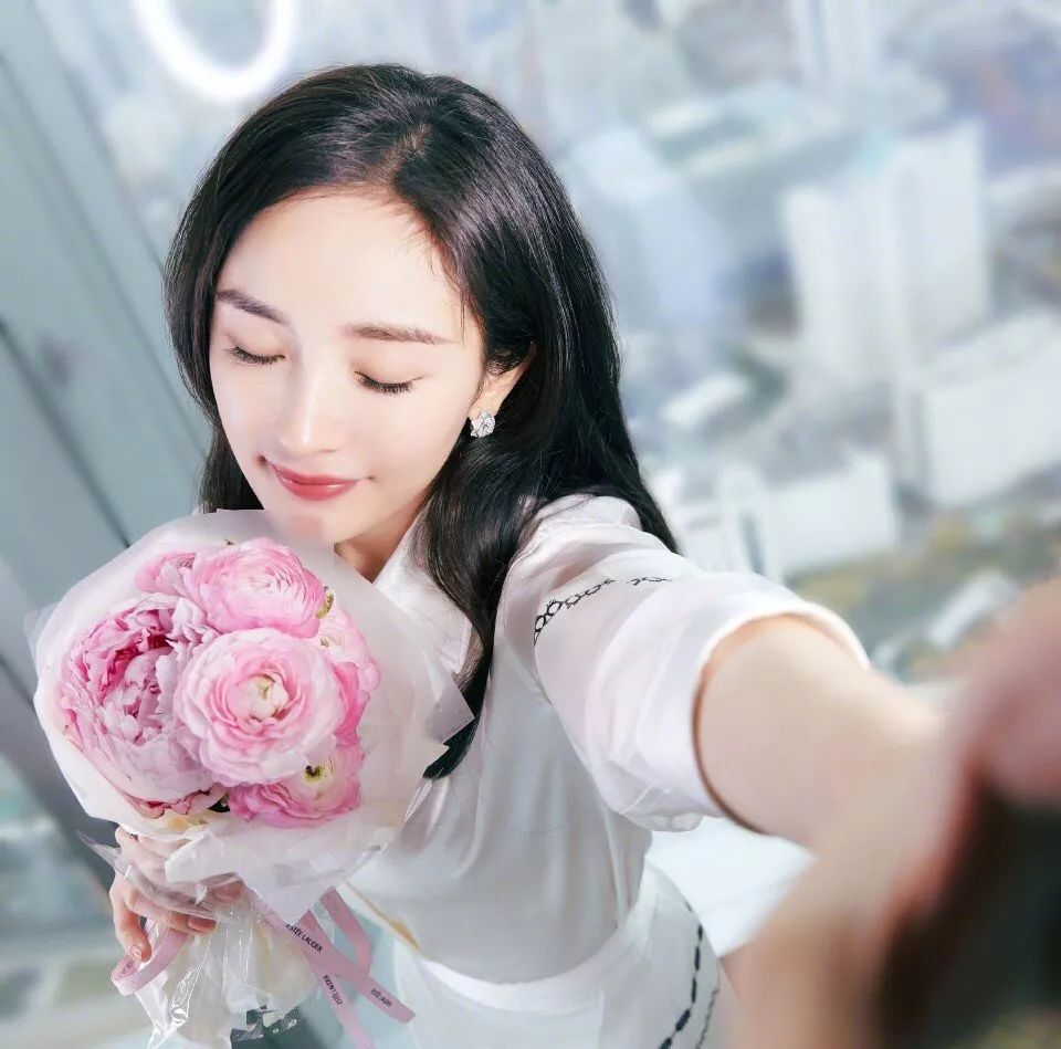 星座女神｜星咖来了07：杨幂，名利场中的挣扎沉浮