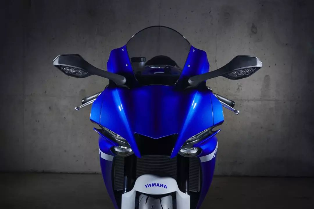 雅马哈突然发布2020 YZF-R1/R1M，改款幅度低于预期……