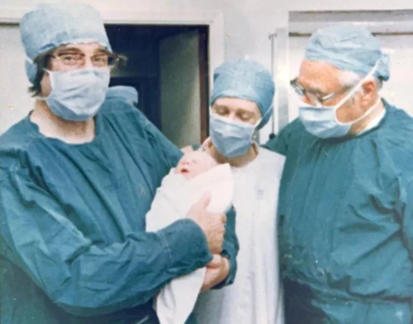 世上第一个“试管婴儿”，今天41岁了 