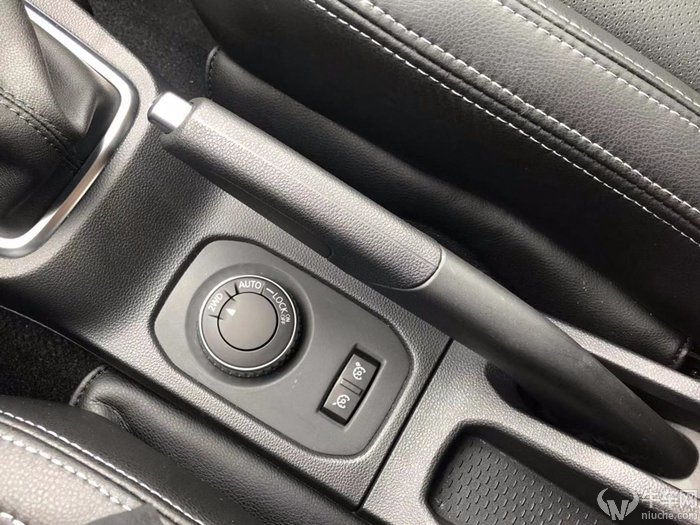 16万就能买到进口的硬派SUV？试驾雷诺Duster冒险家