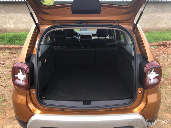 16万就能买到进口的硬派SUV？试驾雷诺Duster冒险家