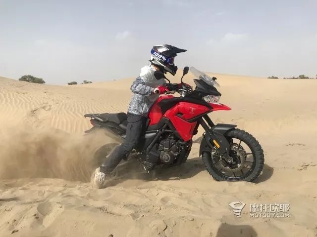 「答疑」一文读懂拉力车、ADV、多功能休旅车之间的区别
