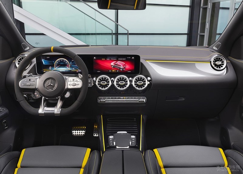 地表最强2.0T，梅赛德斯-AMG GLA45来了