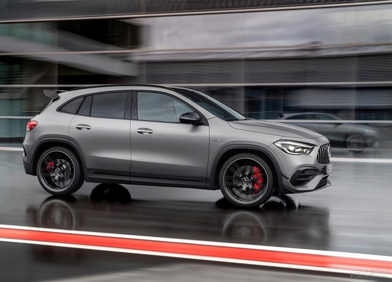地表最强2.0T，梅赛德斯-AMG GLA45来了