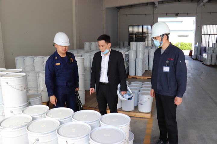 严执法 强巡查 我区开展节前安全环保指导检查