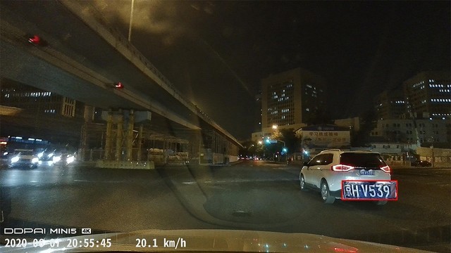 价格不高性能强 不同种类行车记录仪推荐