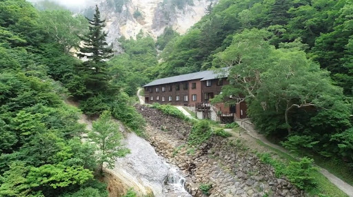 山川、温泉、美酒，跟着“长效设计之父”前往山形