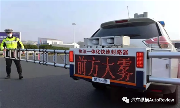 智能网联汽车周报(11月第二周) </p><p>　　《智能网联汽车技术路线图2.0》发布，滴滴与北汽合作的L4级车北京首发亮相