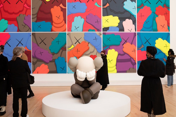 urge》kaws, "tide," 2020展览" what party"将kaws的作品定位为艺术